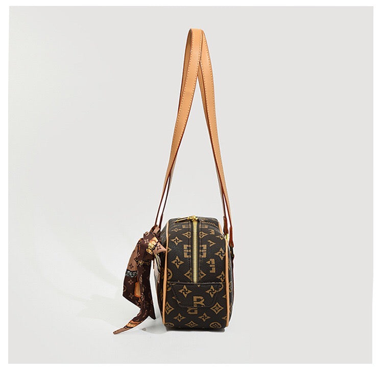 Blonmay's Commuter Bag