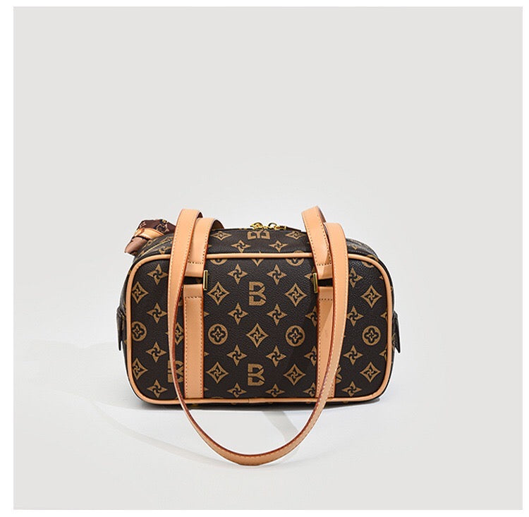 Blonmay's Commuter Bag